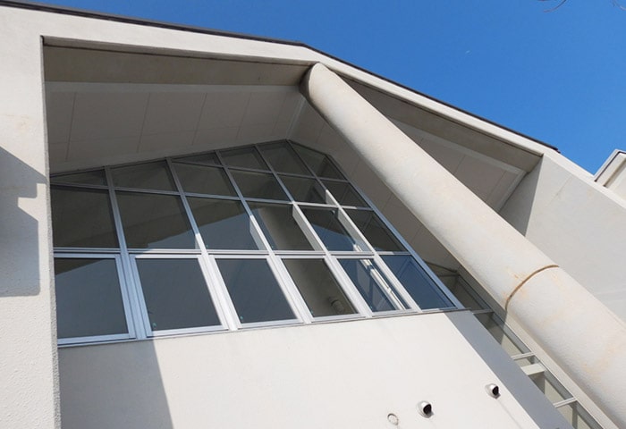 大柿中学校武道場